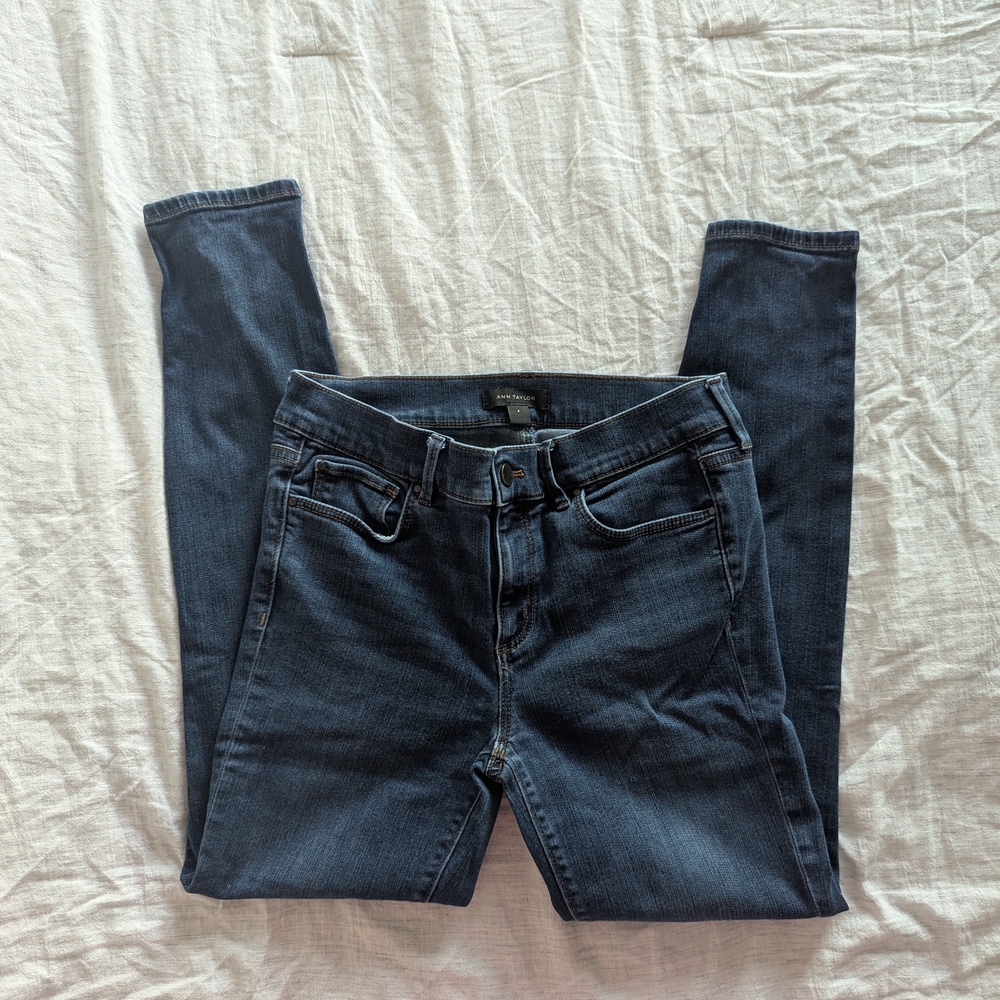 ANN TAYLOR Blue Jeans